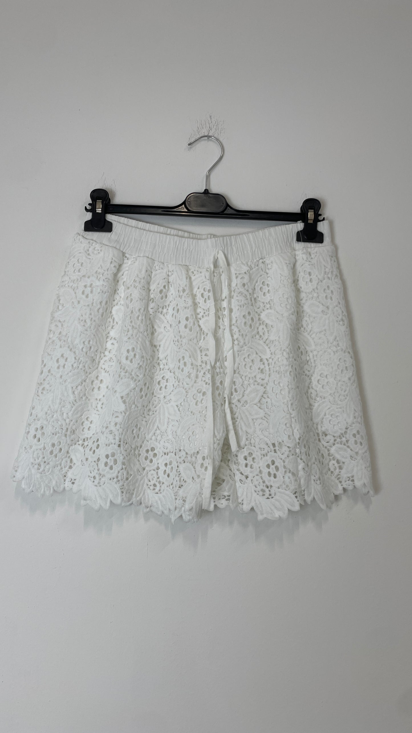 Short Ingrid
