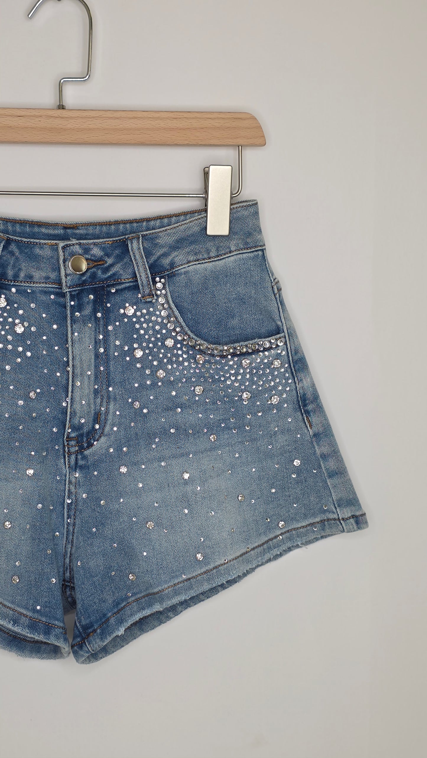 Shorts Sky