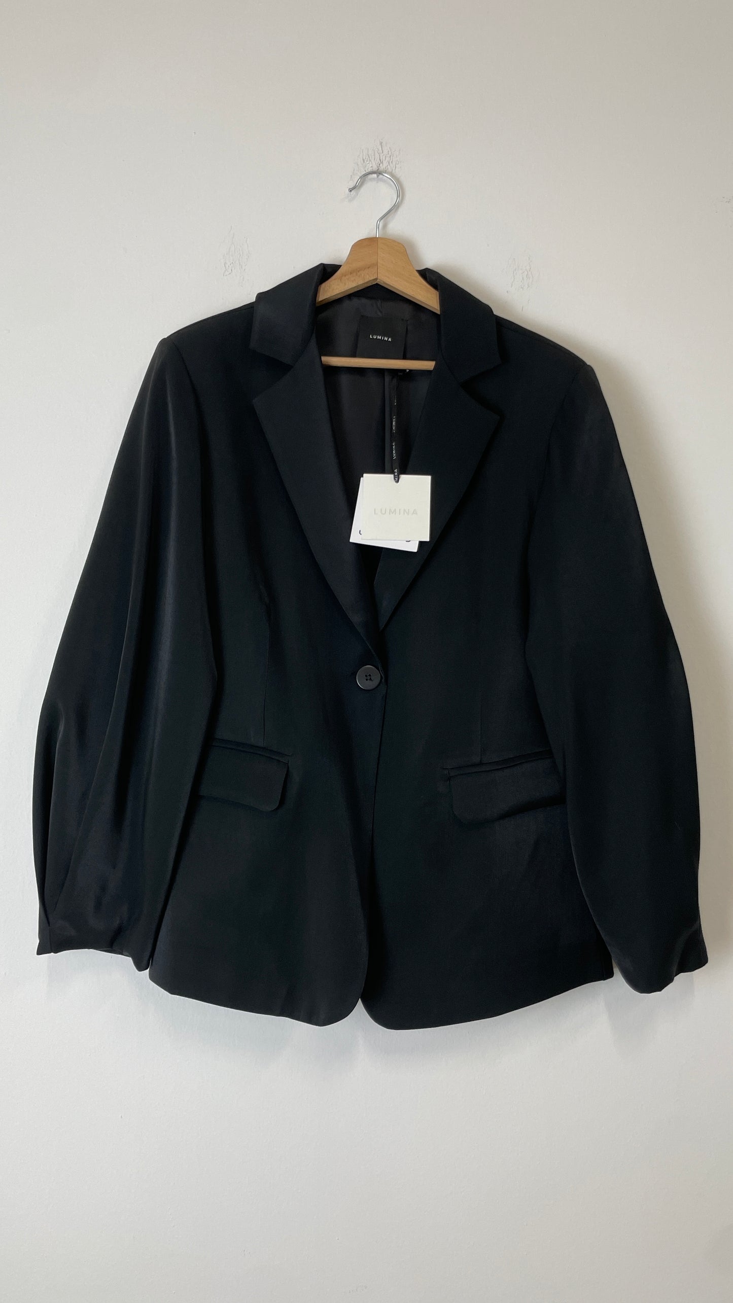 Tailleur Elegante Lumina