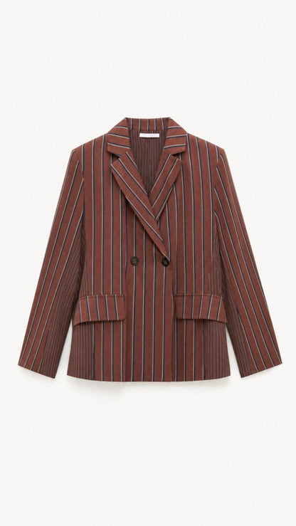 Blazer Lumina Different