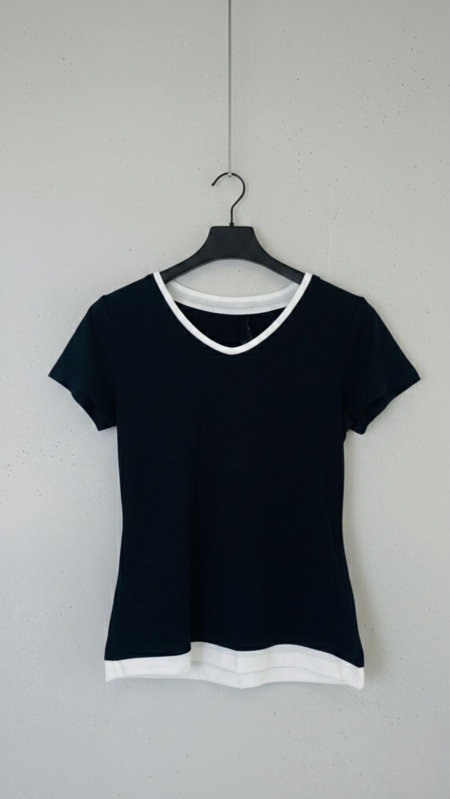 T-shirt Lumina Scollo V