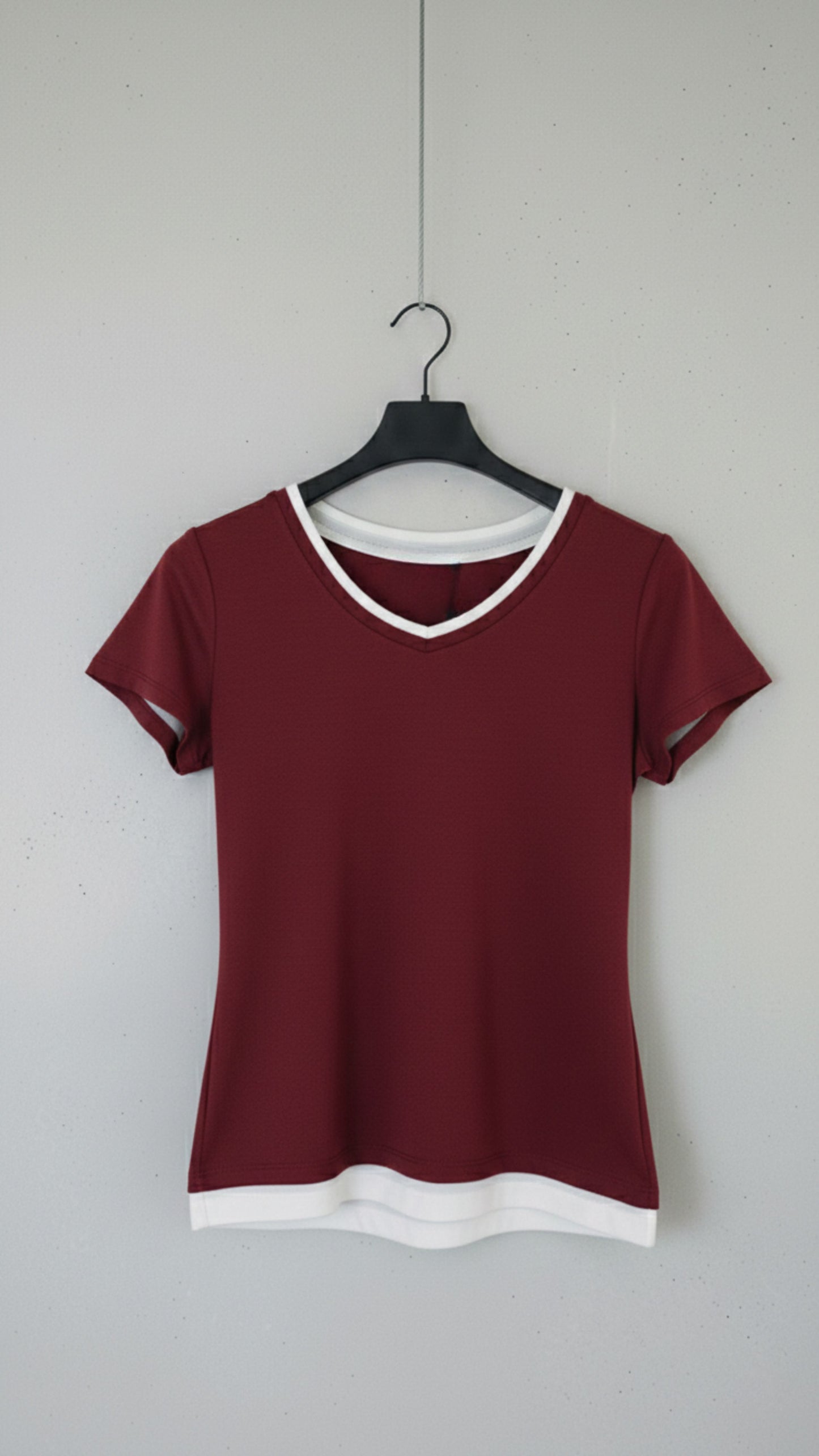 T-shirt Lumina Scollo V