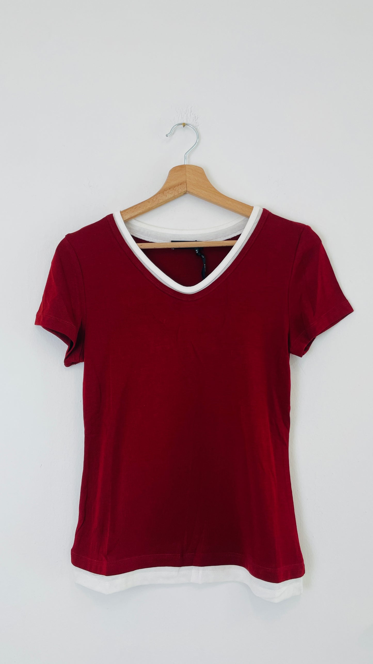 T-shirt Lumina Scollo V