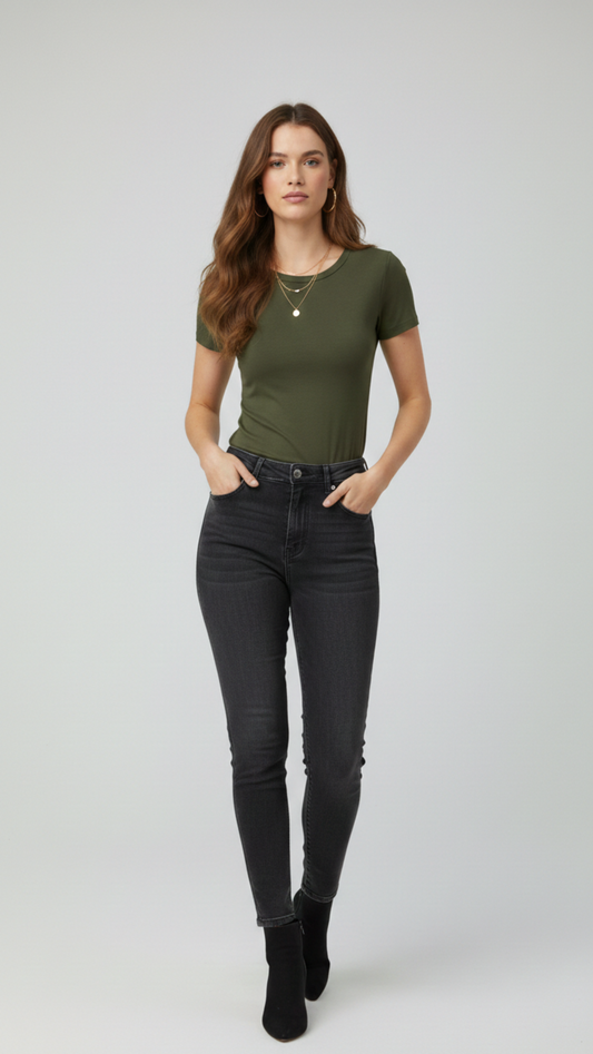 T-Shirt Basic Aderente Lumina